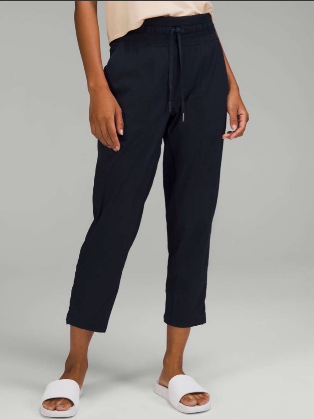 Lululemon Dance Studio Mid-Rise Crop pants